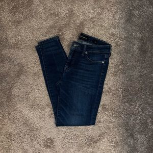 Lucky Jeans